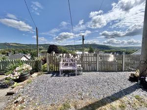 Photo 21- click for photo gallery